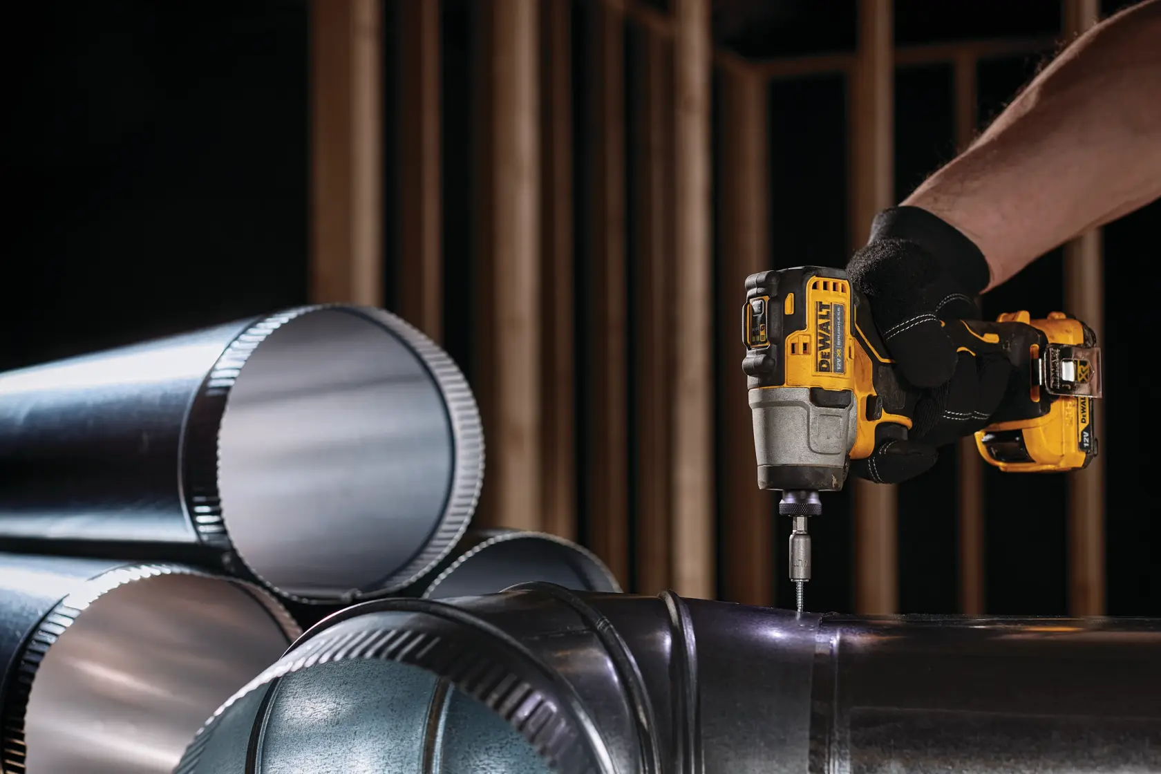 12V XR Brushless slagschroevendraaier (zonder accu en lader)