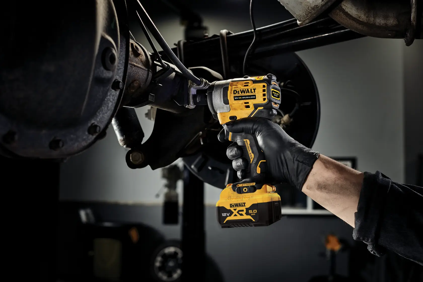 12V XR Brushless 3/8" Slagmoersleutel met frictiering