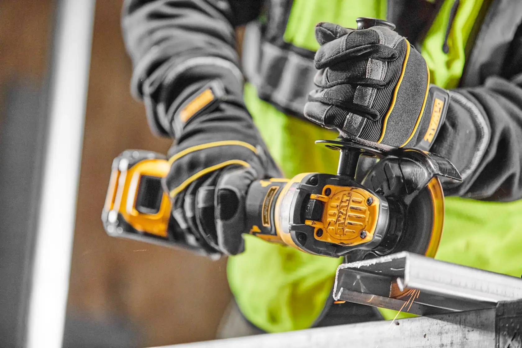 DEWALT® 18V XR® borstelloze 125mm haakse slijper met FLEXVOLT® ADVANTAGE™ (alleen gereedschap)