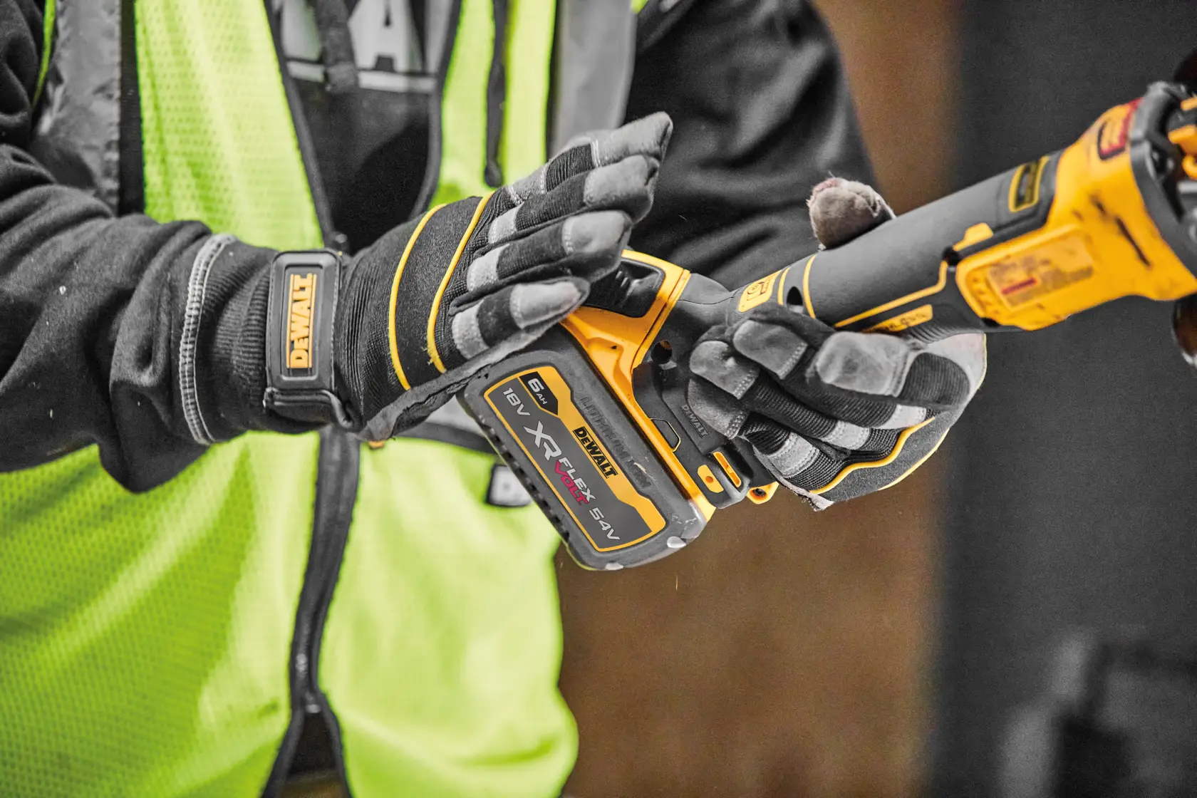DEWALT® 18V XR® borstelloze 125mm haakse slijper - 1 x FLEXVOLT® 6Ah
