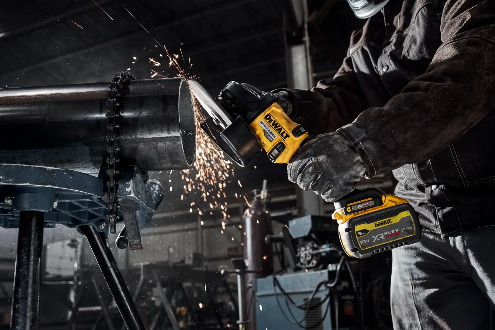 54V XR Flexvolt 180mm Haakse Slijper (zonder accu en lader)
