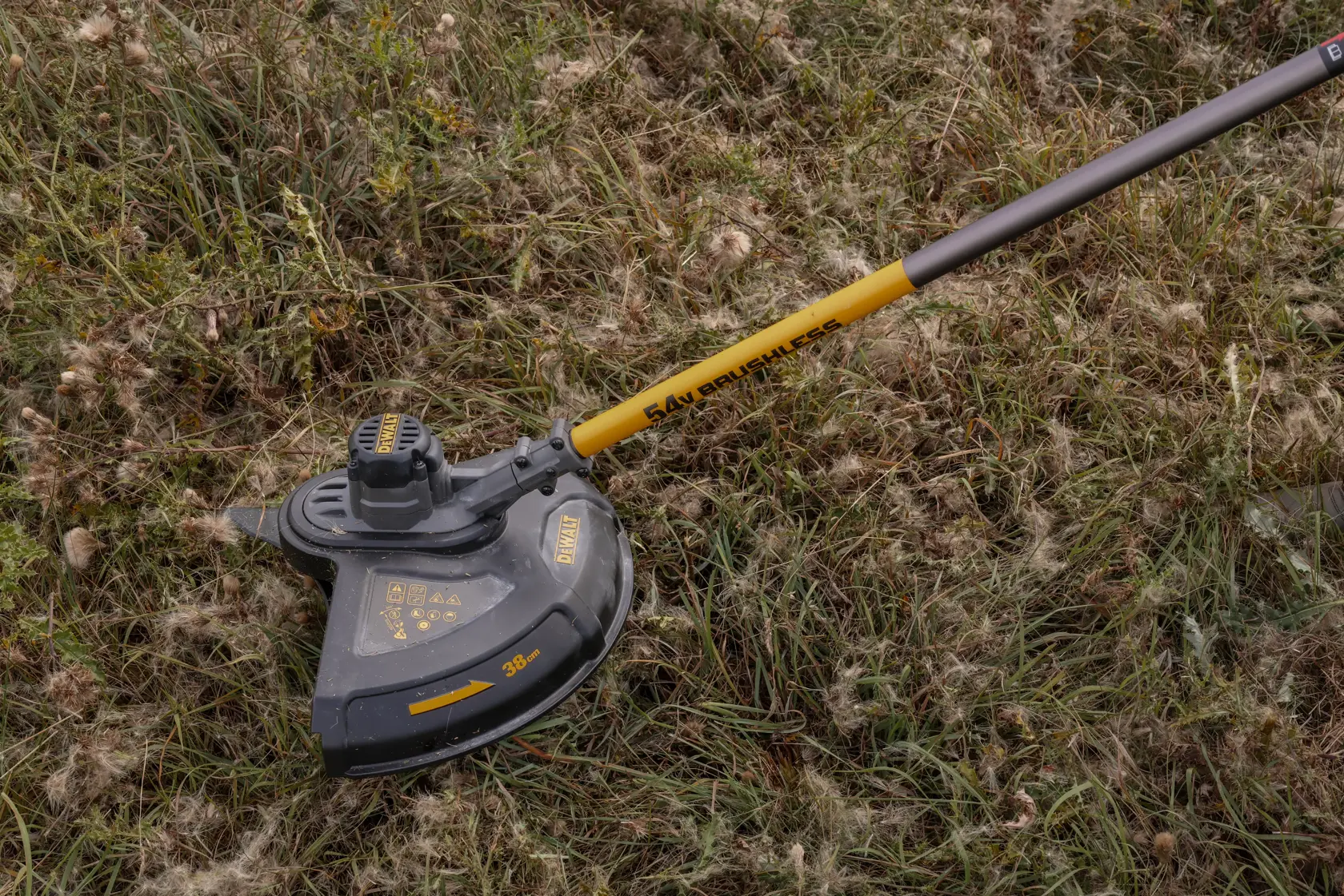 54V XR Flexvolt Grastrimmer / bosmaaier