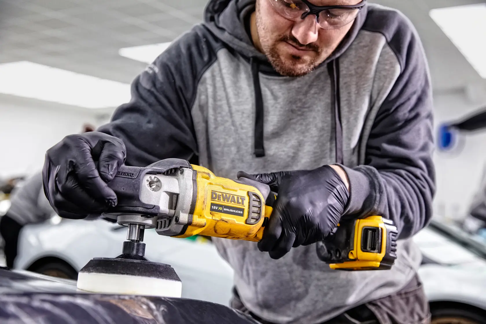 18V XR Brushless Haakse polijstmachine 125-180mm 2x 5.0Ah