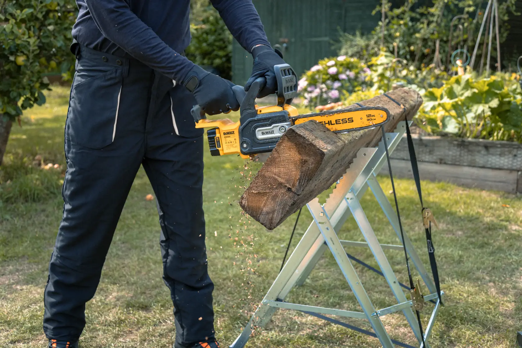18V XR Brushless compacte kettingzaag 30cm (zonder accu en lader)