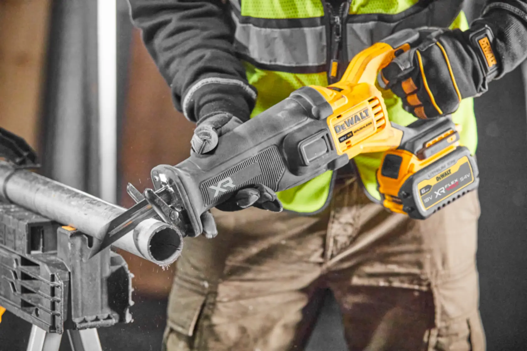 DEWALT® 18V XR® borstelloze reciprozaag - 1 x 6Ah