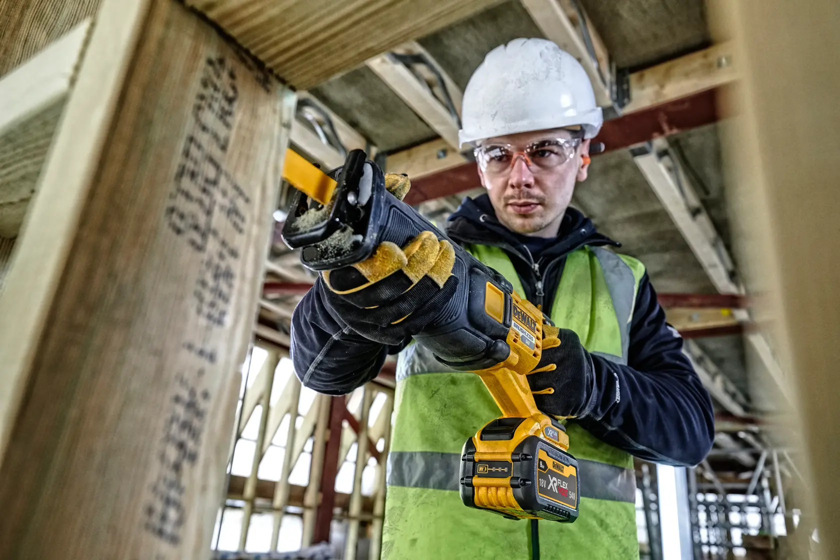 54V XR Flexvolt Reciprozaag in TSTAK® koffer - zonder accu en lader