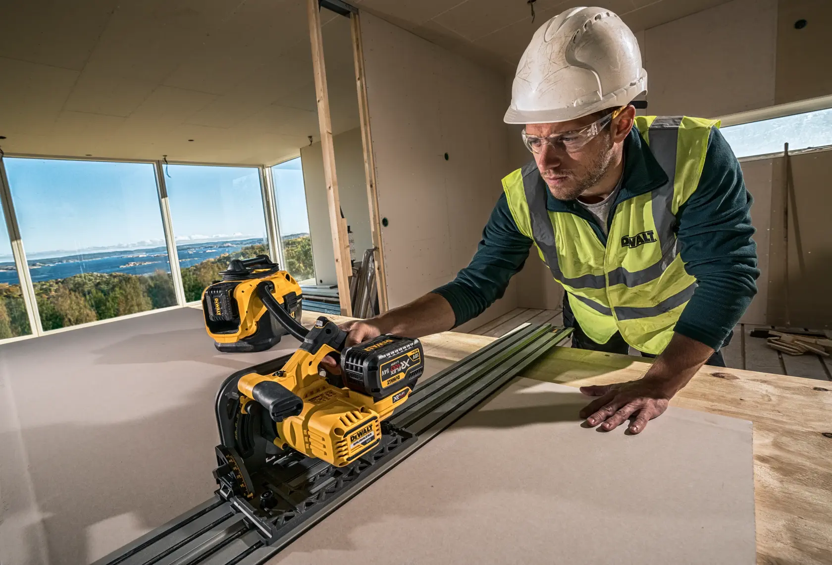 54V XR Flexvolt 165mm Invalzaag - Body in TSTAK® (excl. rail)