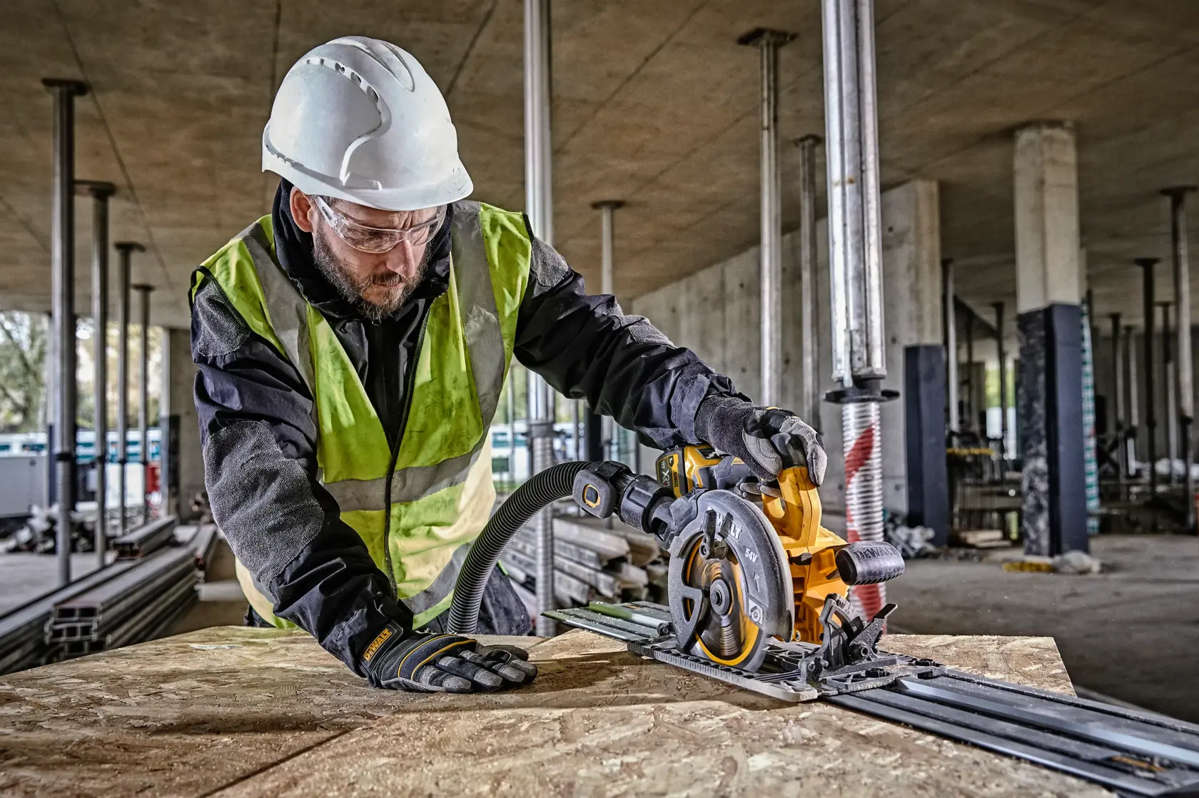 54V XR Flexvolt 190mm Cirkelzaag (compatibel met geleidingsrail) in TSTAK® koffer - zonder accu en lader