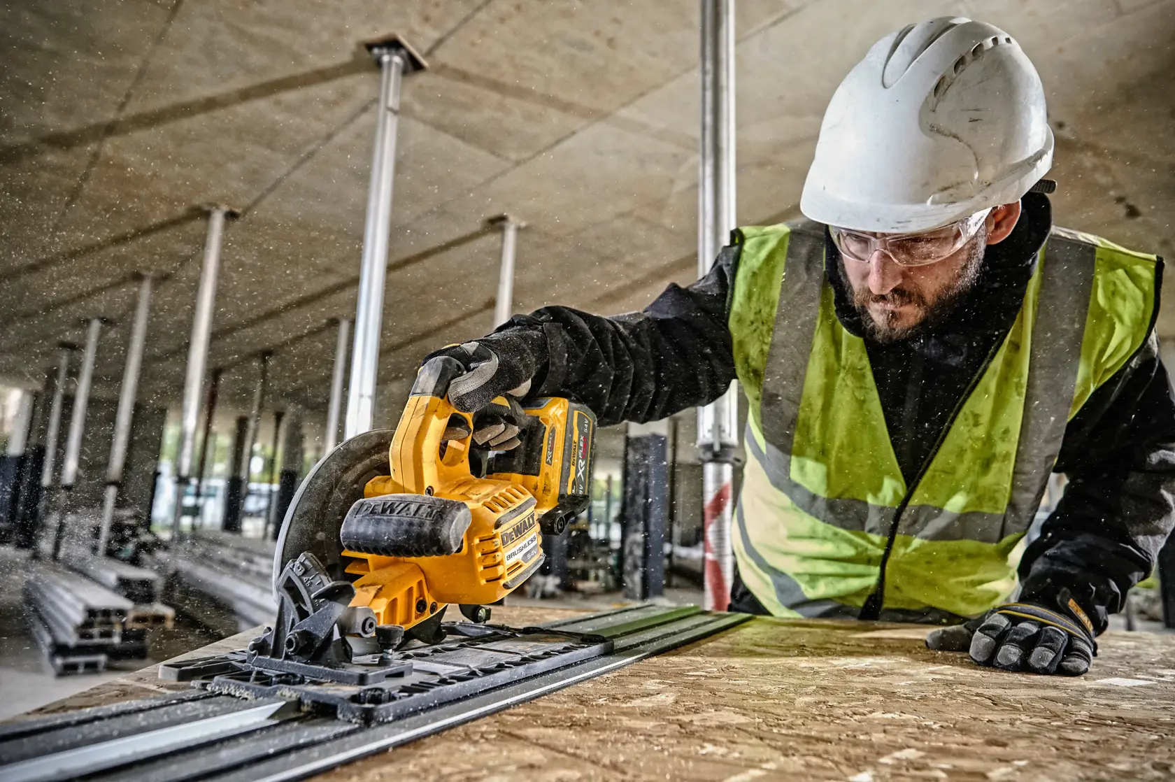 54V XR Flexvolt 190mm Cirkelzaag (compatibel met geleidingsrail) in TSTAK® koffer - zonder accu en lader