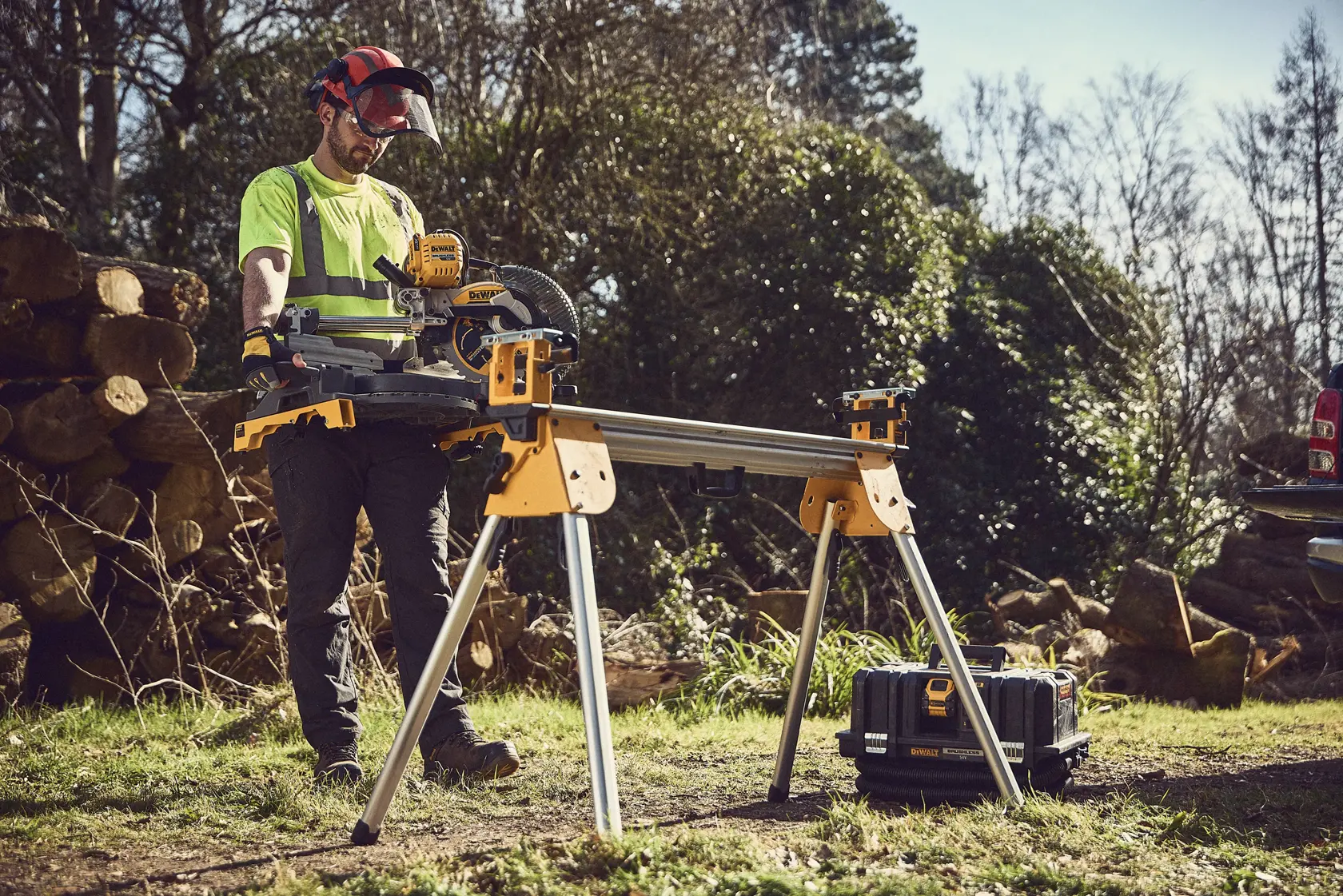 54V XR Flexvolt 250mm Afkort- en verstekzaag - zonder accu en lader