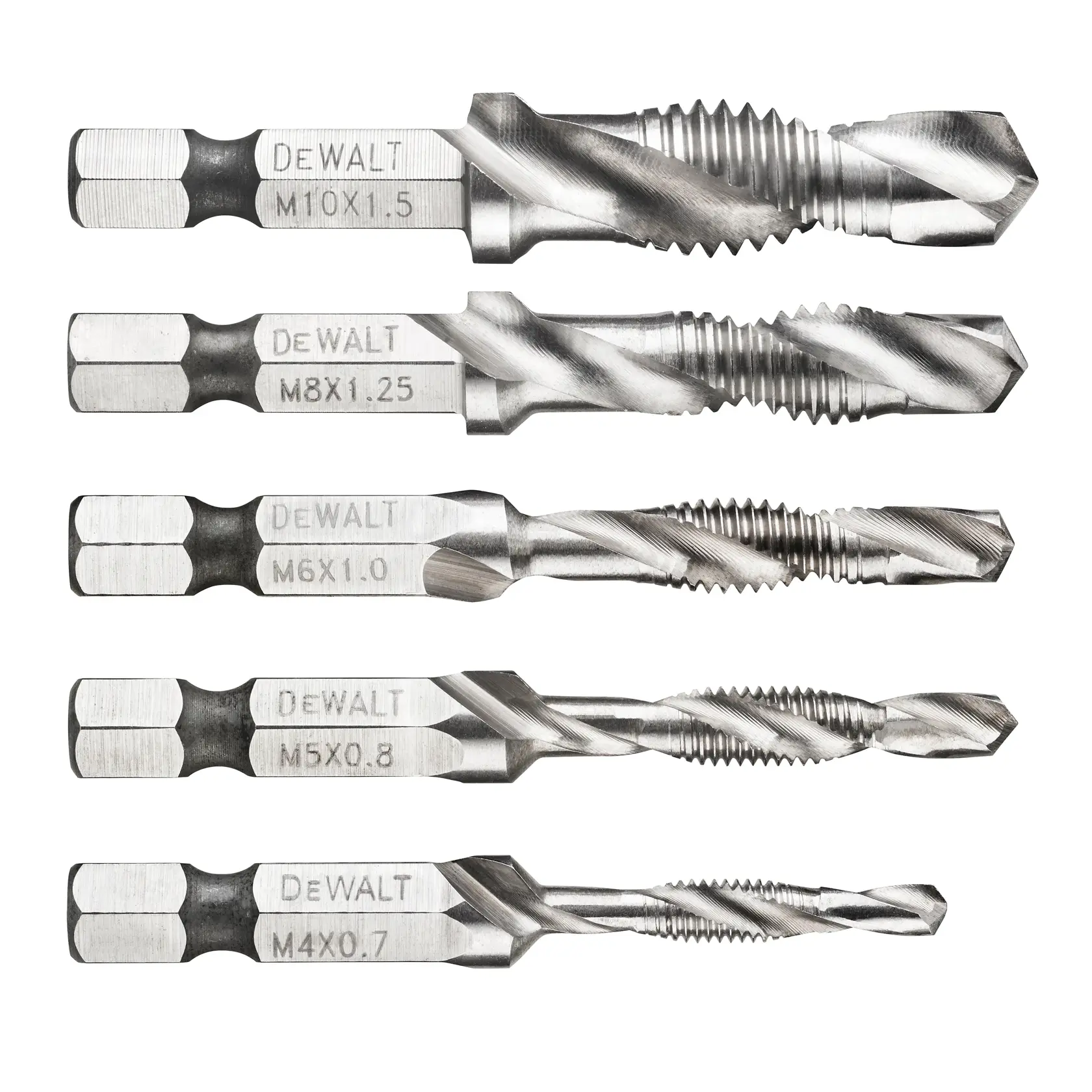 Un conjunto de cinco machos para metal DEWALT en distintos tamaños, cada uno etiquetado con sus medidas métricas: M10x1.5, M8x1.25, M6x1.0, M5x0.8 y M4x0.7. Los machos están dispuestos horizontalmente sobre un fondo blanco.